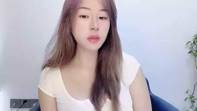 Baixi-01 online show from 04/10/26, 04:08