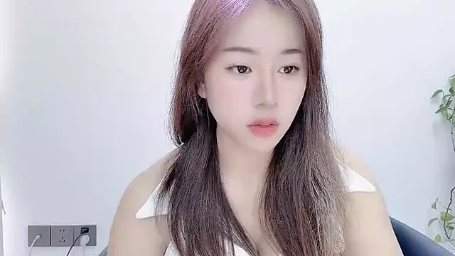 Baixi-01 online show from 04/07/26, 04:14