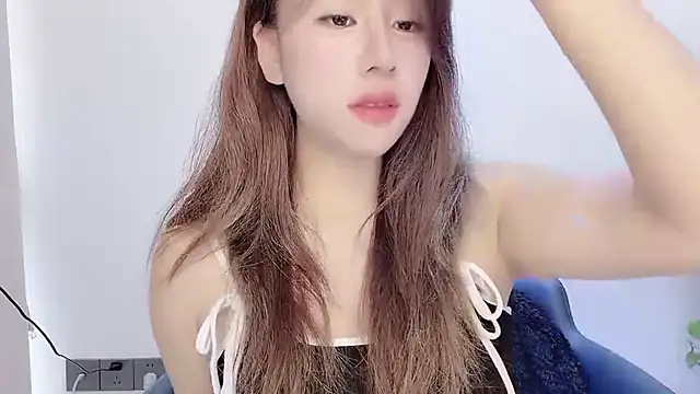 Baixi-01 online show from 04/28/26, 04:17