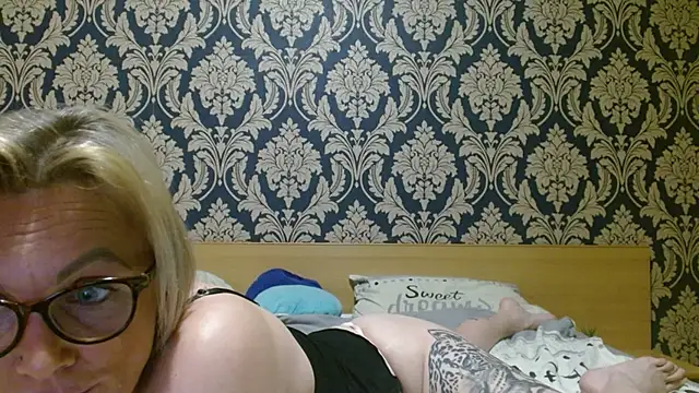 DixieDeluxe online show from 03/11/26, 09:42