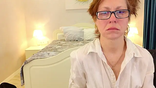 LioraWeiss online show from 03/11/26, 06:40