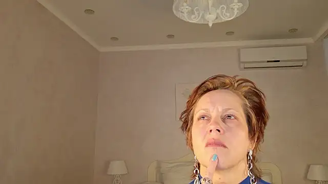 LioraWeiss online show from 03/29/26, 08:05