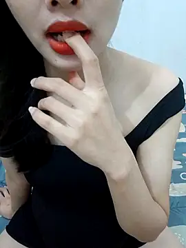 AmberBelle 007 online show from 04/14/26, 09:14