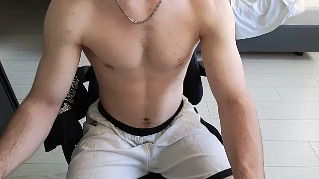 chantatummm online show from 05/19/26, 01:56