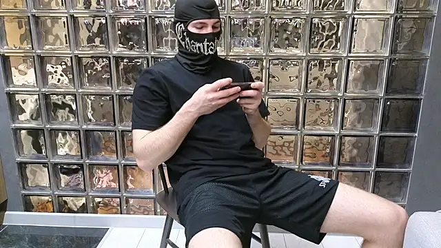 chantatummm online show from 04/18/26, 07:07