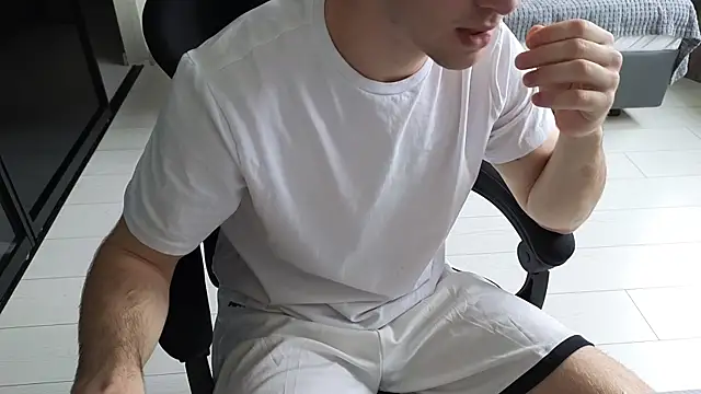 chantatummm online show from 05/01/26, 09:14