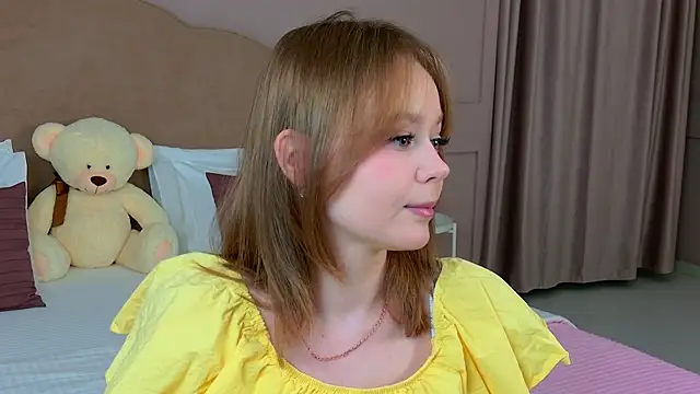 ElaraVance online show from 03/30/26, 05:09