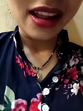 Snapshot of Rashmika_Mandana chatting on 05/08/26, 09:24 Rashmika Mandana online show from 05/08/26, 09:24