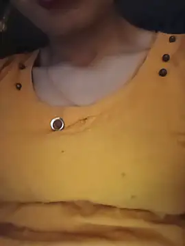 Snapshot of Rashmika_Mandana chatting on 05/18/26, 04:07 Rashmika Mandana online show from 05/18/26, 04:07