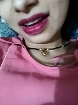Snapshot of Rashmika_Mandana chatting on 05/07/26, 08:23 Rashmika Mandana online show from 05/07/26, 08:23