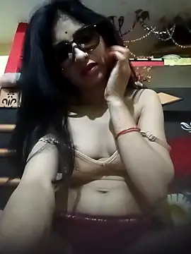 Snapshot of Rashmika_Mandana chatting on 05/05/26, 02:25 Rashmika Mandana online show from 05/05/26, 02:25