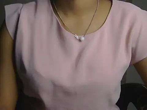 cute yashi online show from 04/20/26, 04:52