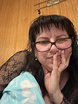 expensive lady online show from 04/06/26, 07:48