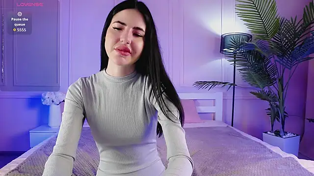 EmilyRamsey online show from 04/14/26, 04:56