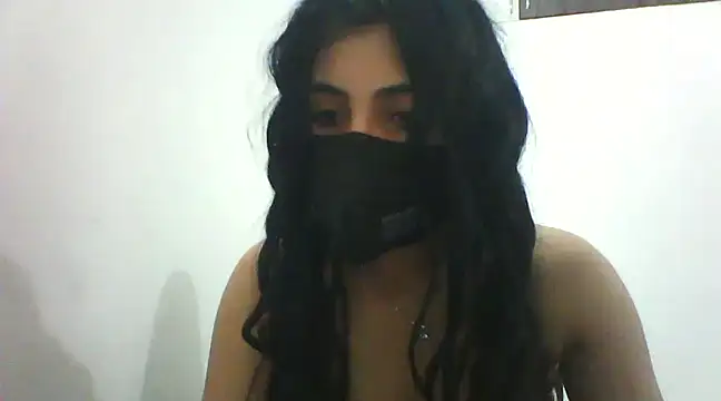 Snapshot of keyswee chatting on 01/21/25, 08:19 keyswee online show from 01/21/25, 08:19