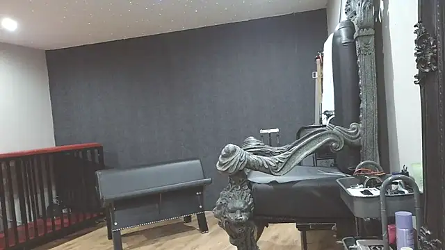 Snapshot of meesteresTirza chatting on 03/01/26, 12:49 meesteresTirza online show from 03/01/26, 12:49