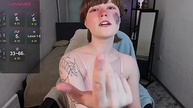  DreamLuna1  online show from 04/07/26, 12:18