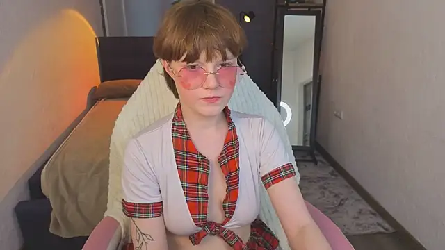  DreamLuna1  online show from 03/25/26, 01:43