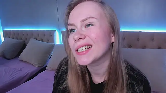 stacy moorex online show from 06/03/26, 08:35