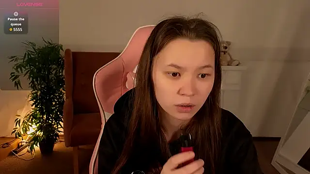 Snapshot of Maya_soft chatting on 04/03/26, 06:09 Maya soft online show from 04/03/26, 06:09