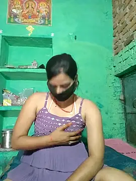 Poonam bhoji online show from 03/08/26, 08:17