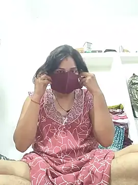 Snapshot of Poonam_bhoji chatting on 07/14/26, 05:08 Poonam bhoji online show from 07/14/26, 05:08