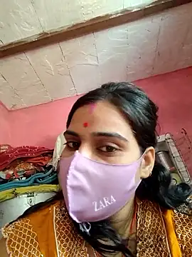 Poonam bhoji online show from 04/13/26, 08:18