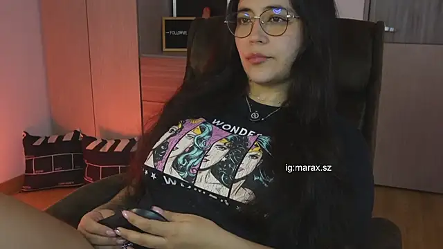 Mara HugeAss online show from 06/15/26, 04:34