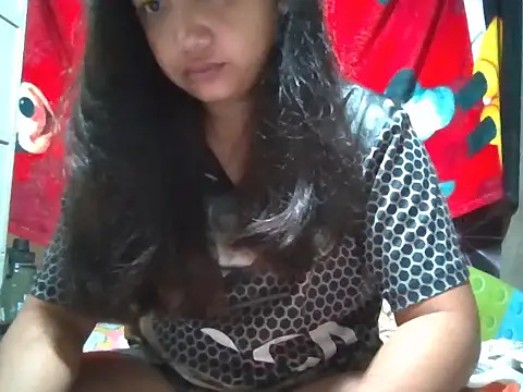 Snapshot of Flowerbebe chatting on 02/24/26, 07:26 Flowerbebe online show from 02/24/26, 07:26