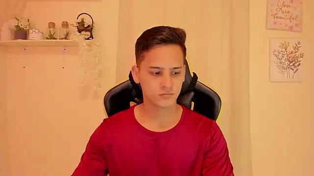 sexy andres01 online show from 04/14/26, 02:00