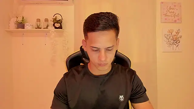 sexy andres01 online show from 03/15/26, 02:46