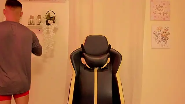 sexy andres01 online show from 03/18/26, 01:35