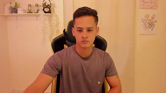 sexy andres01 online show from 03/12/26, 01:26