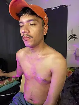 Snapshot of asian_darlingcummersxXx chatting on 07/17/26, 02:36 asian darlingcummersxXx online show from 07/17/26, 02:36