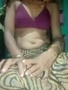 Snapshot of Shivani_bhabi chatting on 06/12/26, 07:22 Shivani bhabi online show from 06/12/26, 07:22
