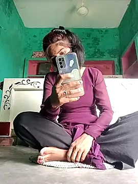 Snapshot of Shivani_bhabi chatting on 07/17/26, 07:05 Shivani bhabi online show from 07/17/26, 07:05