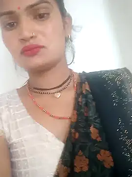 Snapshot of Shivani_bhabi chatting on 06/03/26, 08:37 Shivani bhabi online show from 06/03/26, 08:37