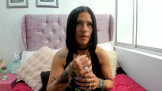 Amelie Blake online show from 05/22/26, 07:23