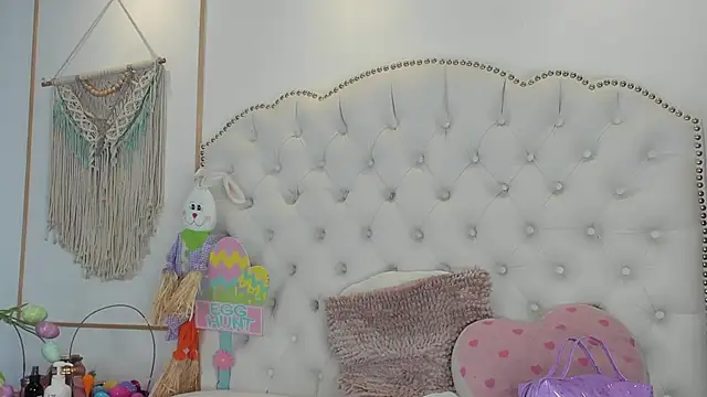 Snapshot of Sara_funy chatting on 04/02/26, 11:28 Sara funy online show from 04/02/26, 11:28