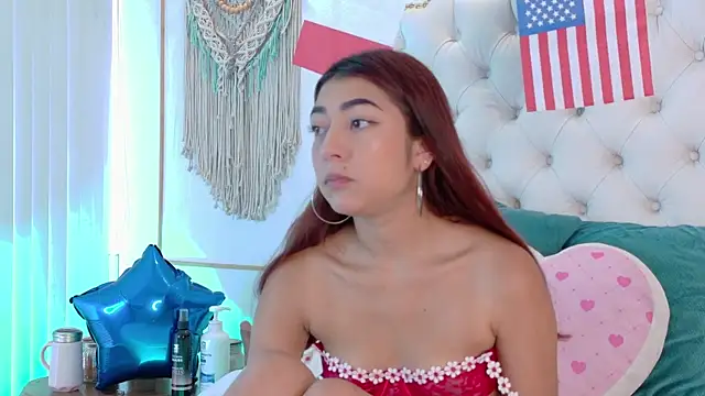 Snapshot of Sara_funy chatting on 07/06/26, 03:03 Sara funy online show from 07/06/26, 03:03