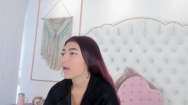Snapshot of Sara_funy chatting on 05/21/26, 11:40 Sara funy online show from 05/21/26, 11:40