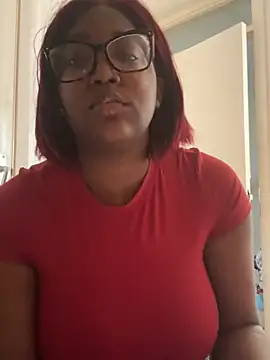 Snapshot of sweetzberri2 chatting on 03/03/26, 02:57 sweetzberri2 online show from 03/03/26, 02:57