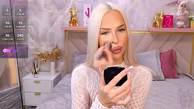 EvaXElfi online show from 04/05/26, 12:28