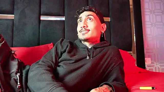 Dark Eros  online show from 04/10/26, 03:46