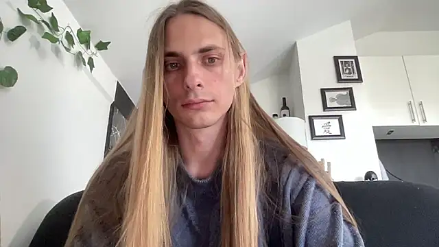 mi chyort online show from 04/25/26, 02:47