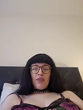 Mommynatrix online show from 03/30/26, 04:08