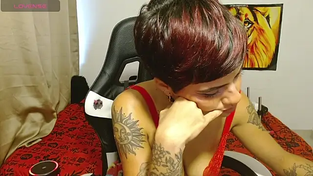 Divinejewel69 online show from 03/28/26, 07:59