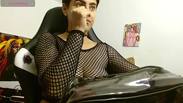 Divinejewel69 online show from 03/20/26, 05:03