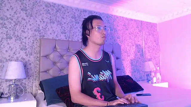 Snapshot of EriickFerrer chatting on 03/01/26, 02:44 EriickFerrer online show from 03/01/26, 02:44