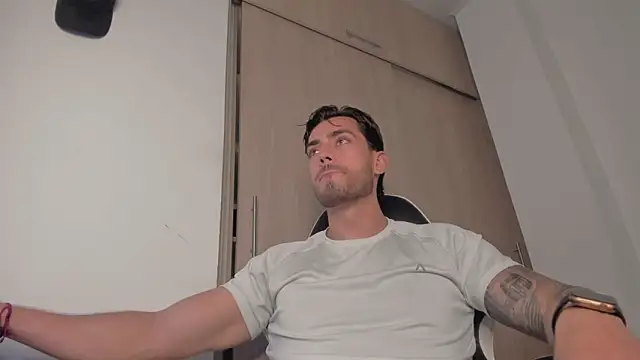 Axel  Blaze online show from 03/11/26, 12:32